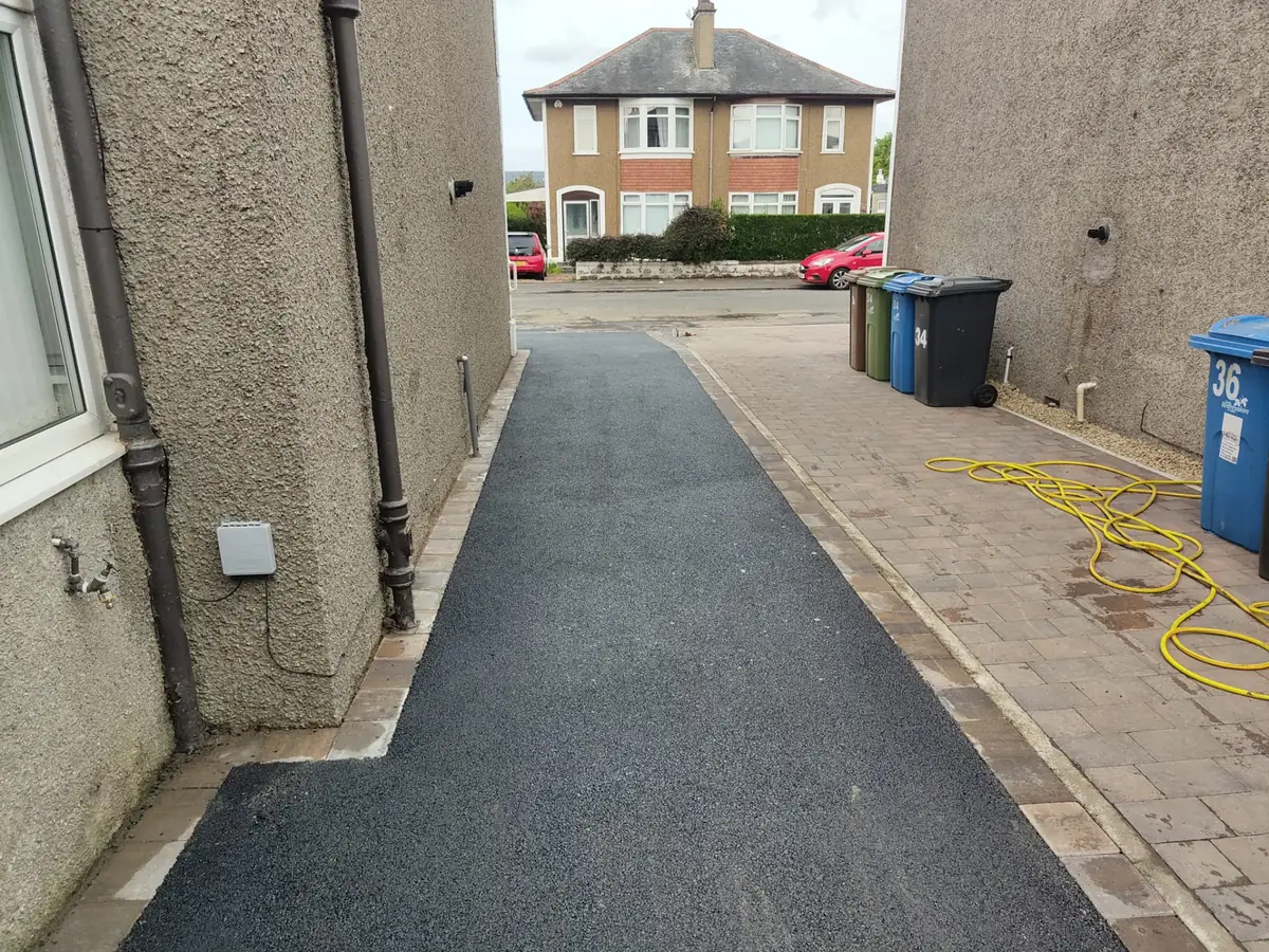 Block paving driveway installation with contrasting border in Glasgow, Scotland